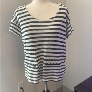 Splendid black and white top